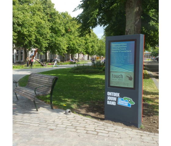 Xylo Outdoor Advertising Column Casing från AXEOS-75''